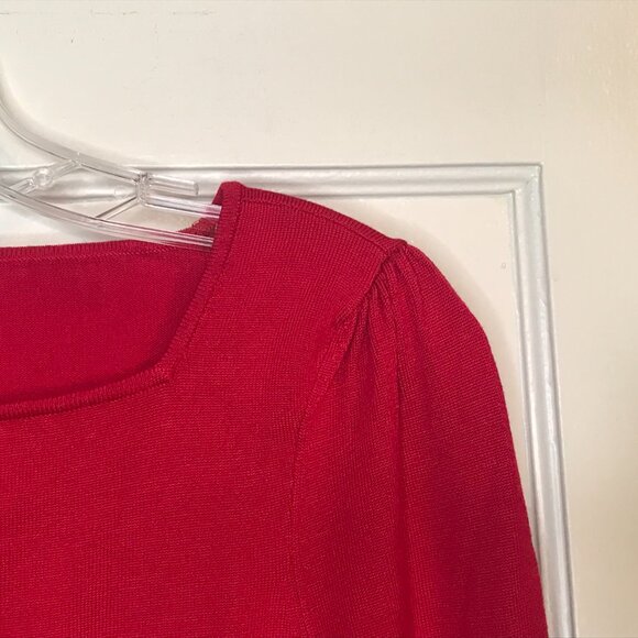 Classiques Entier | Red Square-Neck Silk Sweater - Picture 3 of 7